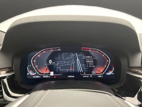 Used 2023 BMW 530i xDrive w/ Convenience Package image 9