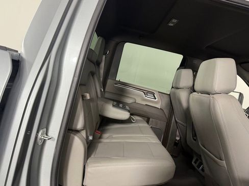 Used 2025 Chevrolet Silverado 3500 LTZ image 30