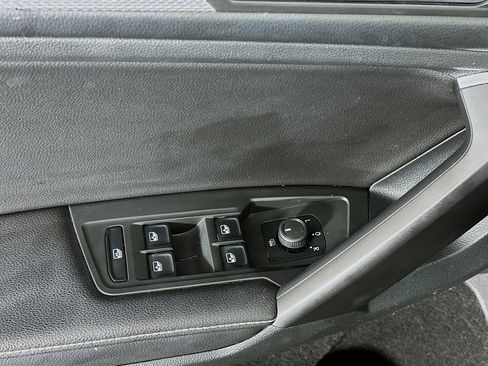 Used 2023 Volkswagen Tiguan S FWD image 15