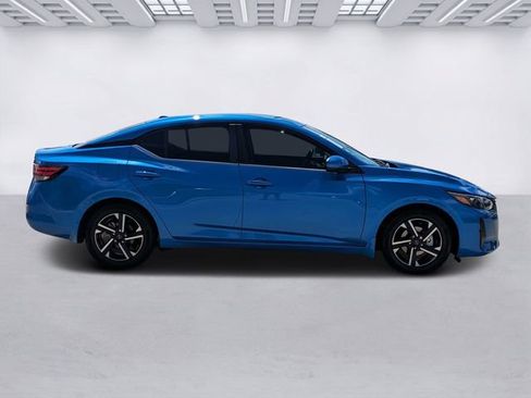 Used 2024 Nissan Sentra SV w/ All-Weather Package FWD image 3