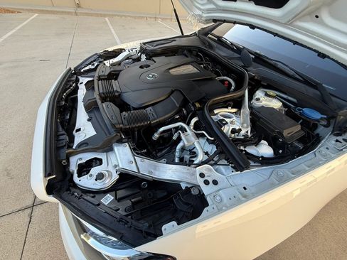 Used 2018 Mercedes-Benz E 400 Coupe image 32