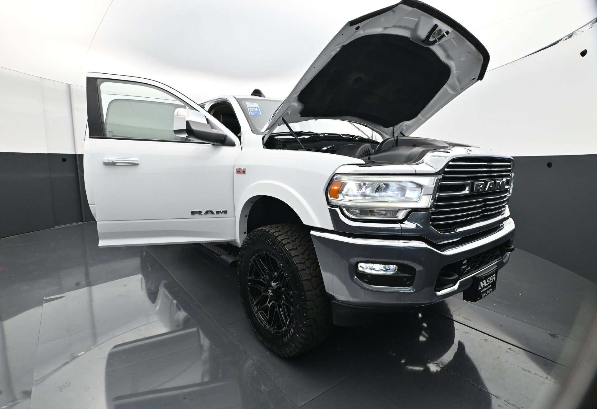 Used 2022 RAM 2500 Laramie AWD/4WD image 35