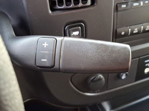 Used 2018 Chevrolet Express 3500 LT w/ LT Preferred Equipment Group image 21