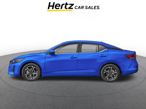 Used 2025 Nissan Sentra SV FWD image 3