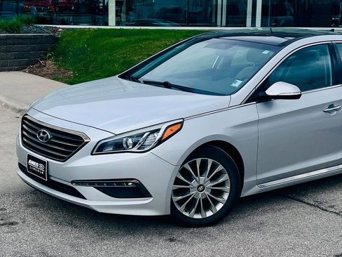 Used 2015 Hyundai Sonata Limited w/ Option Group 05 FWD image 2