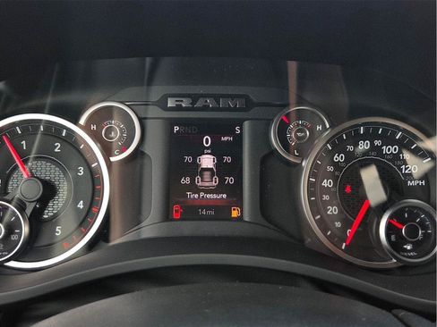 New 2026 RAM 2500 Tradesman AWD/4WD image 21