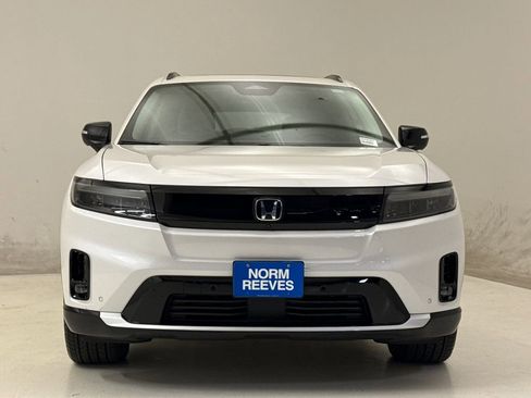 Certified 2025 Honda Prologue Elite image 3