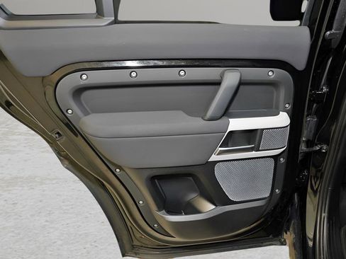 Used 2023 Land Rover Defender 130 SE image 11