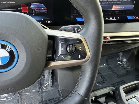 Used 2025 BMW iX xDrive50 w/ Premium Package image 25