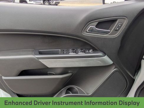 Used 2022 Chevrolet Colorado LT w/ LT Convenience Package image 13