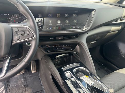 Used 2022 Buick Envision Essence w/ Sport Touring Package AWD/4WD image 15