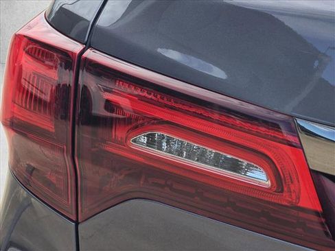 Used 2019 Acura MDX A-Spec image 12
