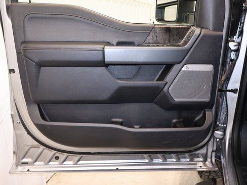 Used 2024 Ford F350 Lariat w/ Lariat Ultimate Package image 8