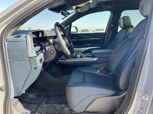 New 2026 Cadillac Escalade IQL Sport 2 image 25