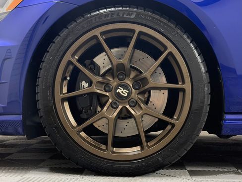 Used 2017 Volkswagen Golf R 4-Door AWD/4WD image 12
