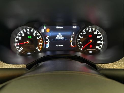 Used 2023 Jeep Compass Latitude AWD/4WD image 28