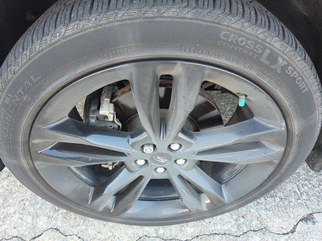 Used 2019 Ford Edge ST w/ Equipment Group 401A AWD/4WD image 14