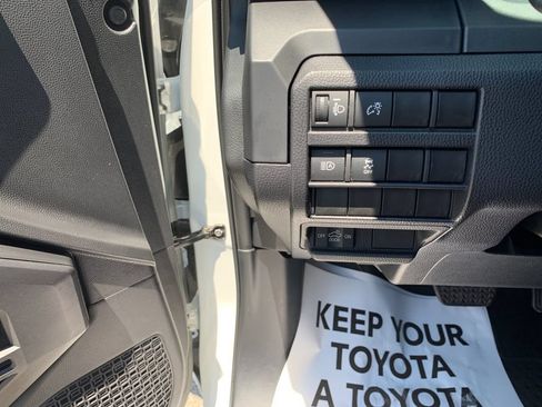 Used 2025 Toyota Tacoma SR RWD image 30