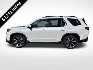 Used 2023 Honda Pilot Touring video 2