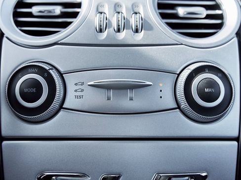 Used 2006 Mercedes-Benz SLR image 85