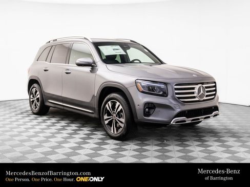 New 2026 Mercedes-Benz GLB 250 4MATIC image 8