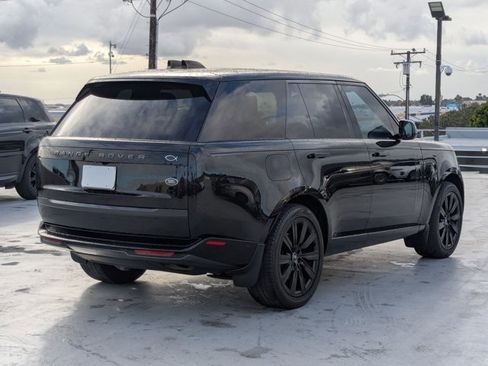 Used 2023 Land Rover Range Rover SE image 5