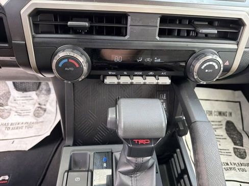 Used 2025 Toyota Tacoma TRD Off-Road AWD/4WD image 23