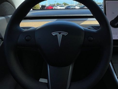 Used 2020 Tesla Model Y Long Range AWD/4WD image 22
