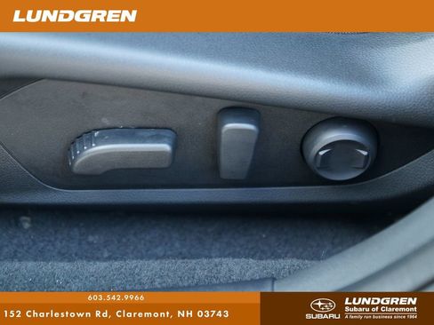 Certified 2025 Subaru Crosstrek 2.5i Premium AWD/4WD image 12