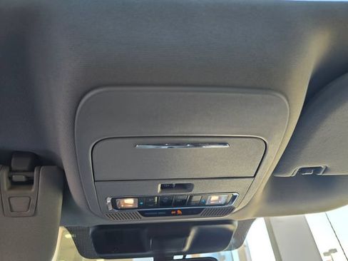 Used 2025 Ford F150 Lariat w/ Equipment Group 502A High AWD/4WD image 22