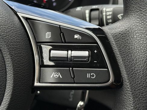 Used 2024 Kia Forte LXS w/ LXS Technology Package FWD image 30