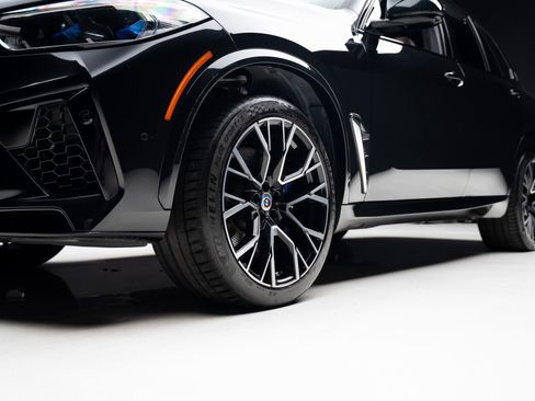 Used 2022 BMW X5 M w/ Executive Package AWD/4WD image 80