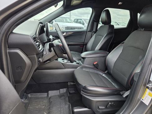 Certified 2024 Ford Escape ST-Line Select w/ Tech Pack #1 AWD/4WD image 13