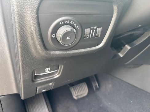 New 2026 Jeep Grand Cherokee L Limited AWD/4WD image 15