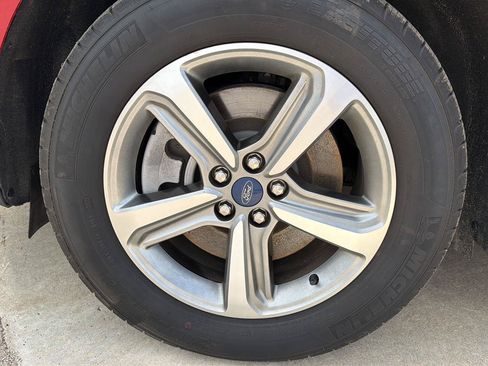 Used 2022 Ford Edge SEL w/ Convenience Package AWD/4WD image 8