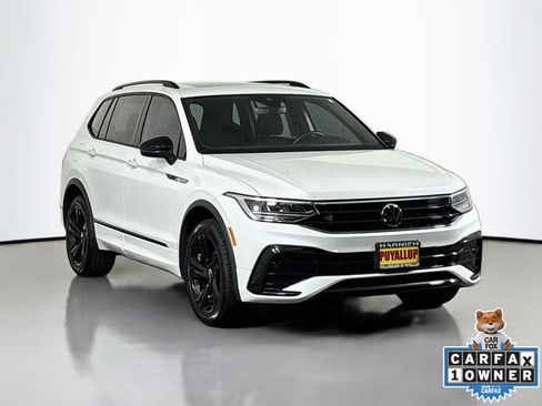 Certified 2023 Volkswagen Tiguan SE R-Line AWD/4WD image 1