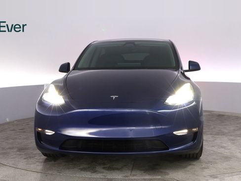 Used 2024 Tesla Model Y Performance AWD/4WD image 12
