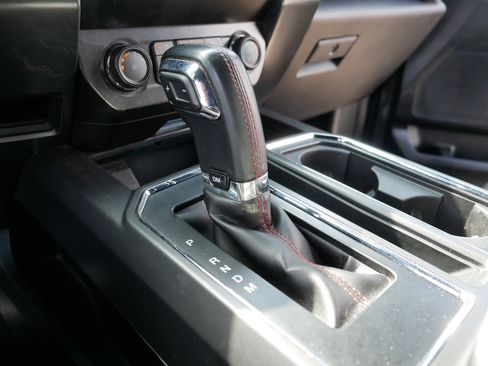 Used 2019 Ford F150 XLT w/ Equipment Group 302A Luxury AWD/4WD image 25
