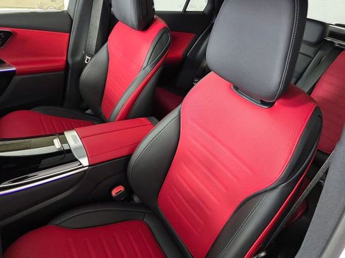 New 2026 Mercedes-Benz GLC 300 image 8