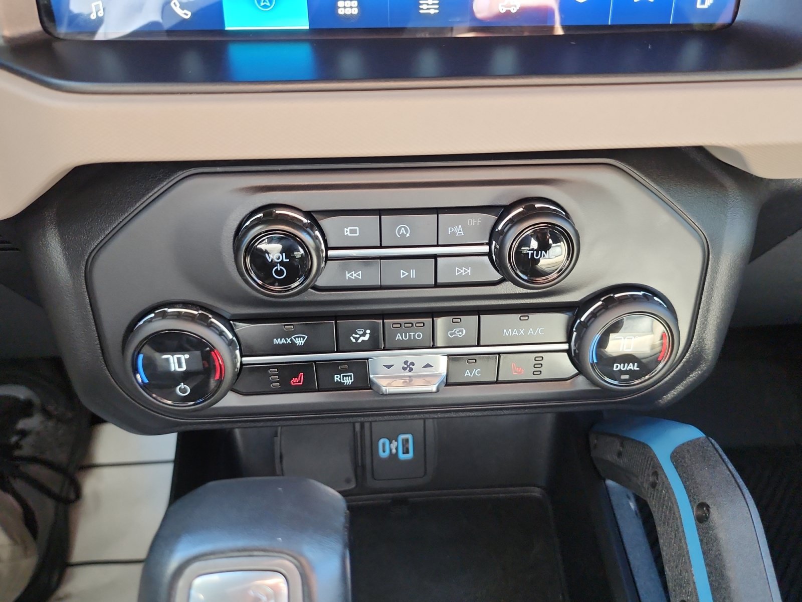 Used 2023 Ford Bronco Wildtrak AWD/4WD image 28