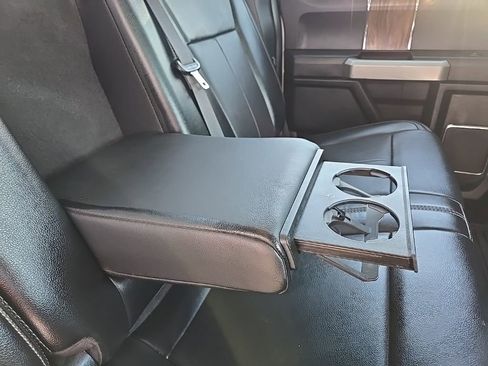 Used 2019 Ford F150 Lariat w/ Equipment Group 502A Luxury AWD/4WD image 37