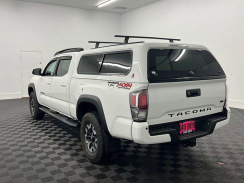 Used 2023 Toyota Tacoma TRD Off-Road w/ Technology Package image 3