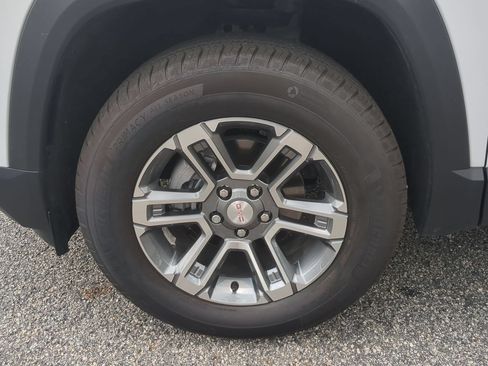 Used 2026 GMC Terrain Elevation FWD image 32