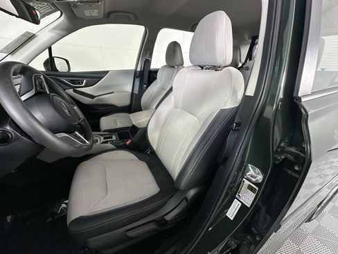 Used 2023 Subaru Forester AWD/4WD image 11