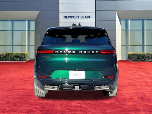 New 2026 Land Rover Range Rover Sport Dynamic SE image 5