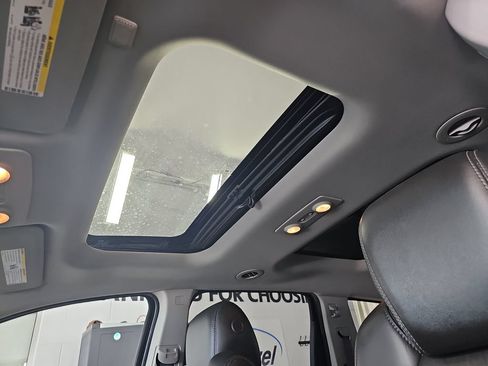 Used 2014 Chevrolet Traverse LT FWD image 35