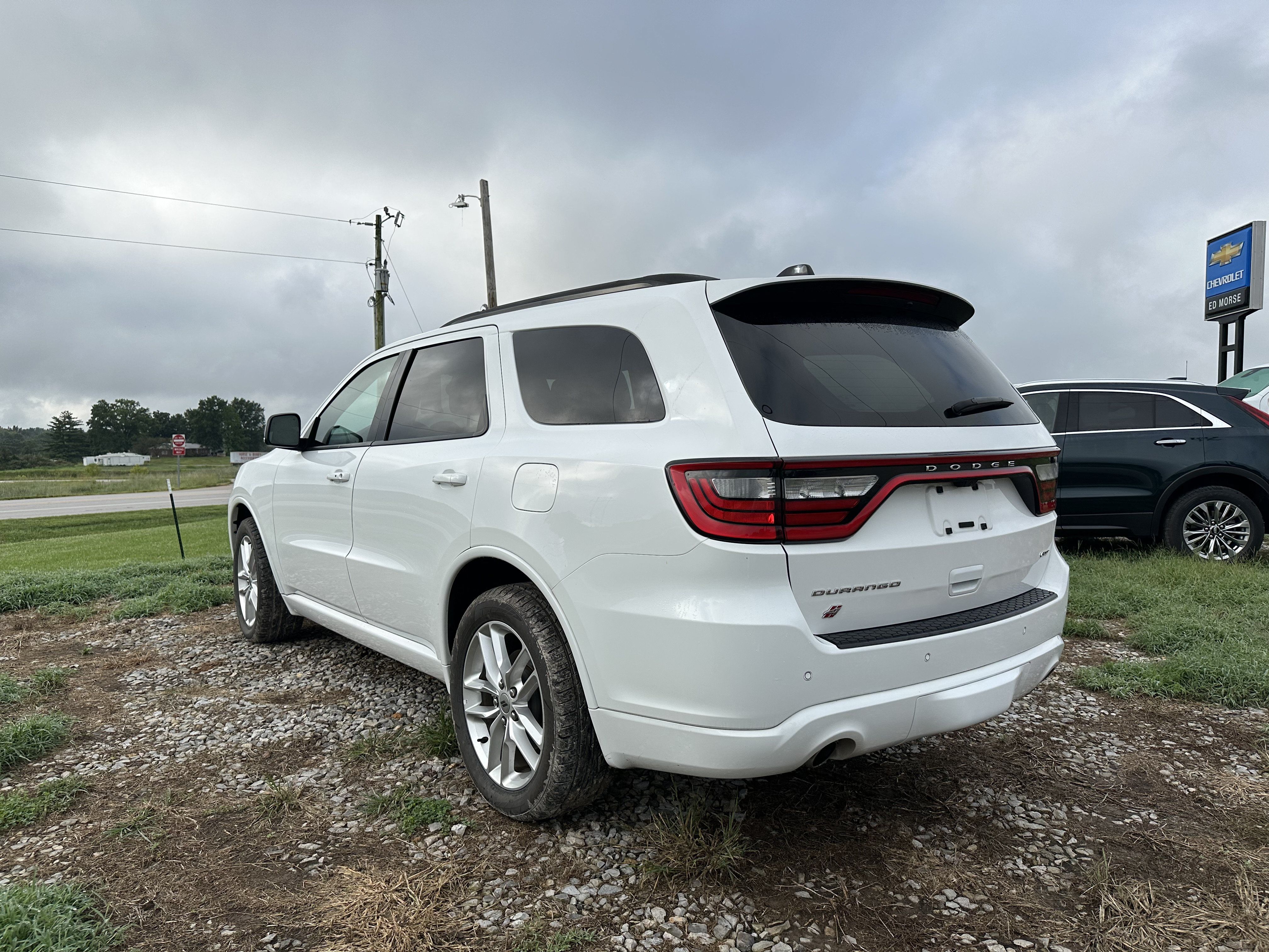 Used 2024 Dodge Durango GT AWD/4WD image 3