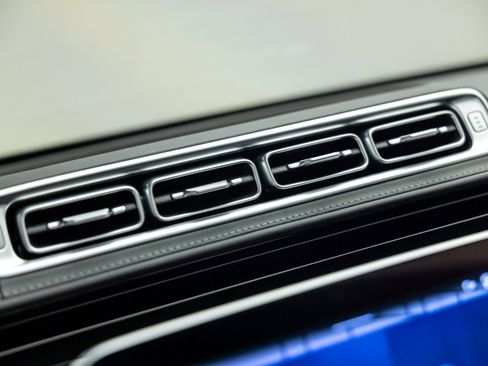 Used 2024 Mercedes-Benz Maybach S 680 4MATIC image 89