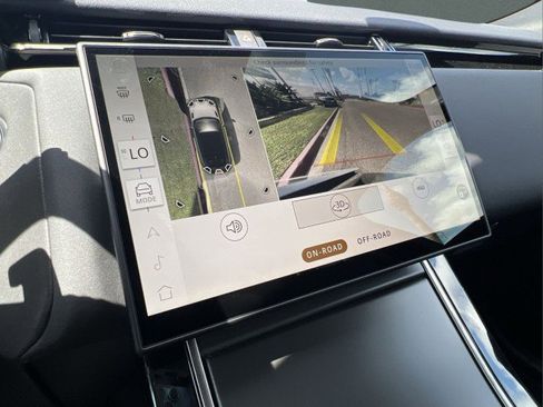 New 2026 Land Rover Range Rover Velar S image 28