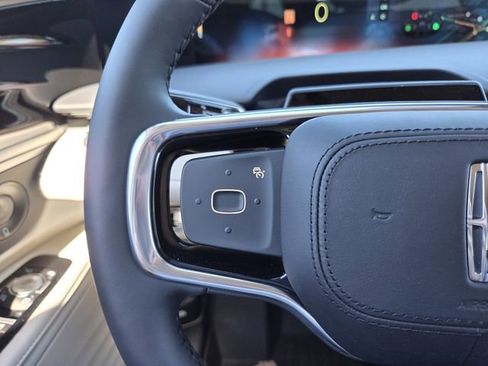 New 2026 Lincoln Nautilus Reserve image 22